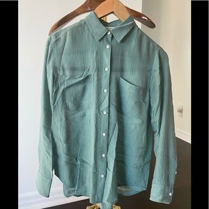 Club Monaco women’s dress shirt xs